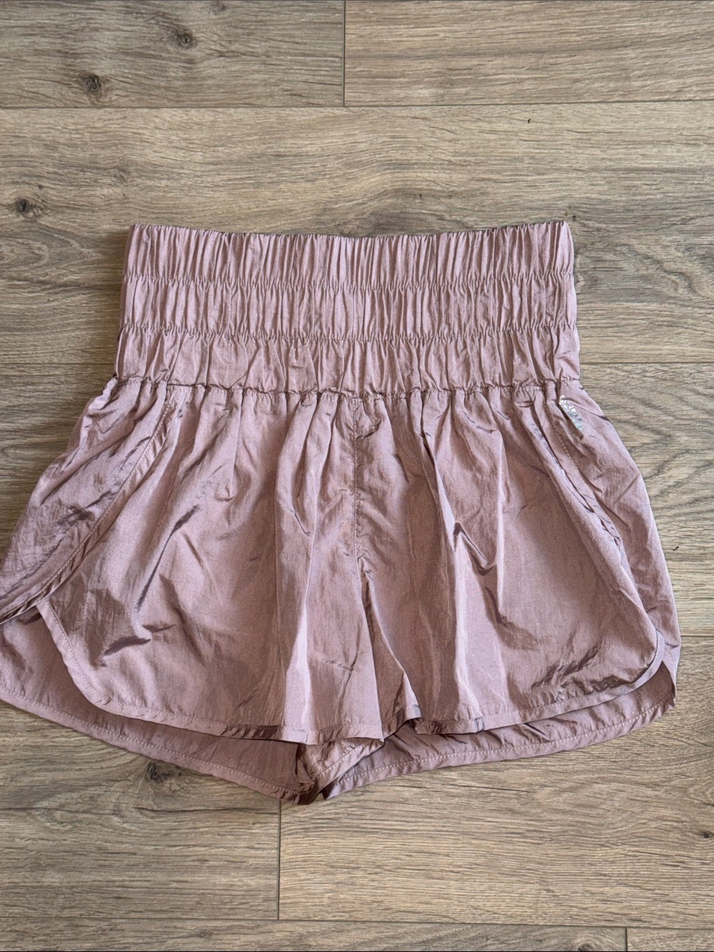 FREE PEOPLE The Way Home Moonligt Mauve Pink Smocked High-Waist Shorts Medium - Picture 2 of 7